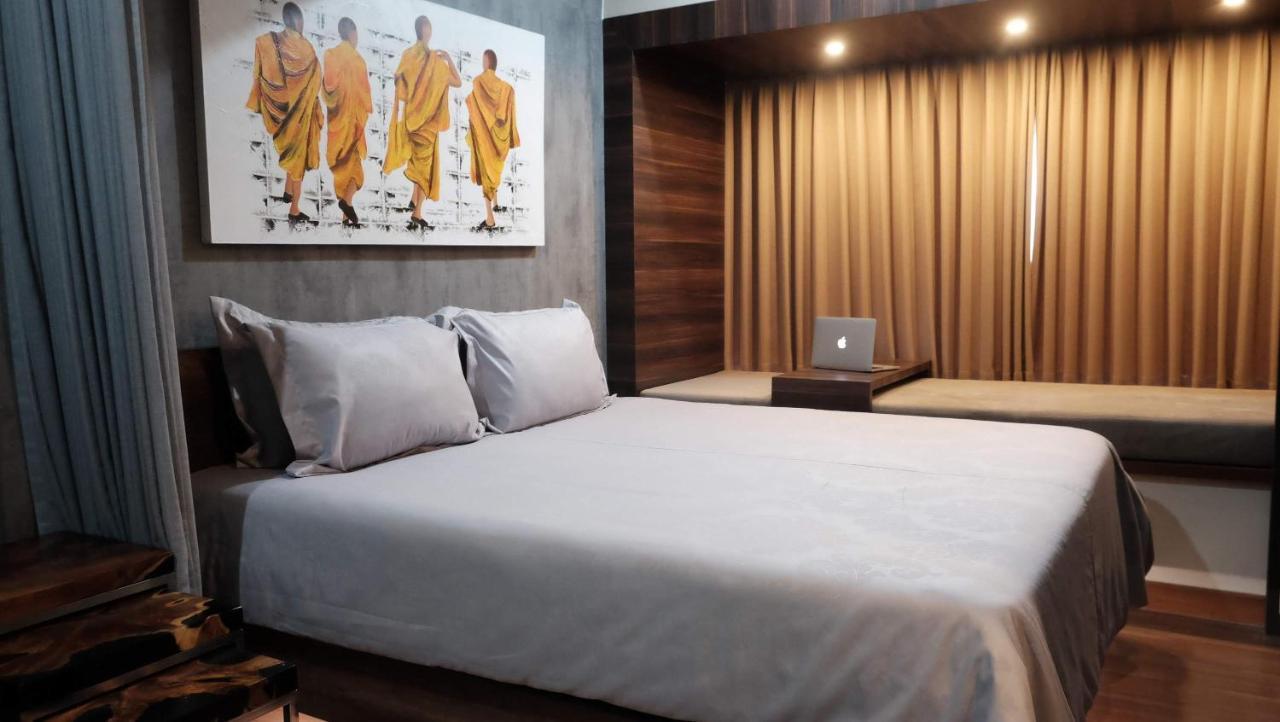 Lavenderbnb Room 2 At Uttara The Icon Apartment Yogyakarta Bagian luar foto